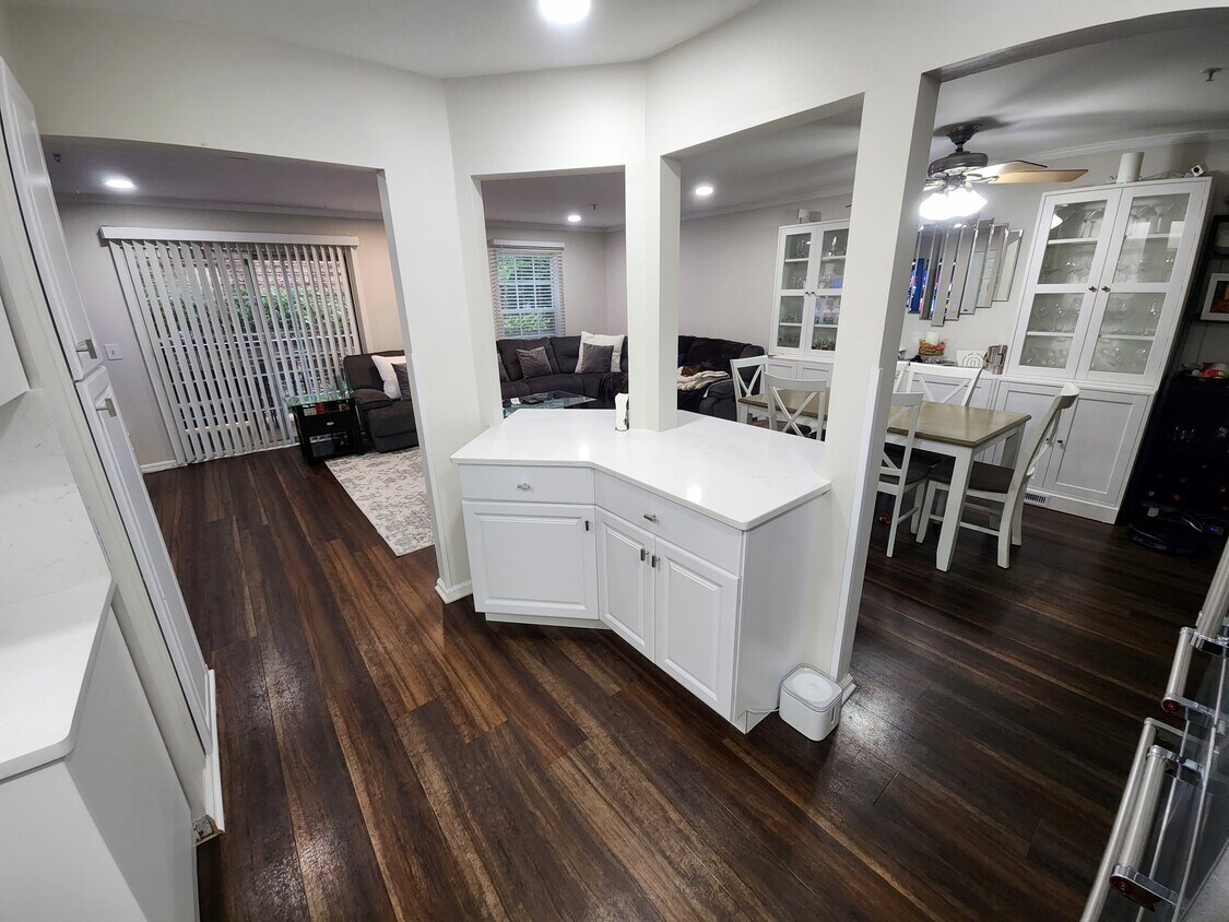 Photo - 44 Ridgedale Ave (Morristown, NJ)