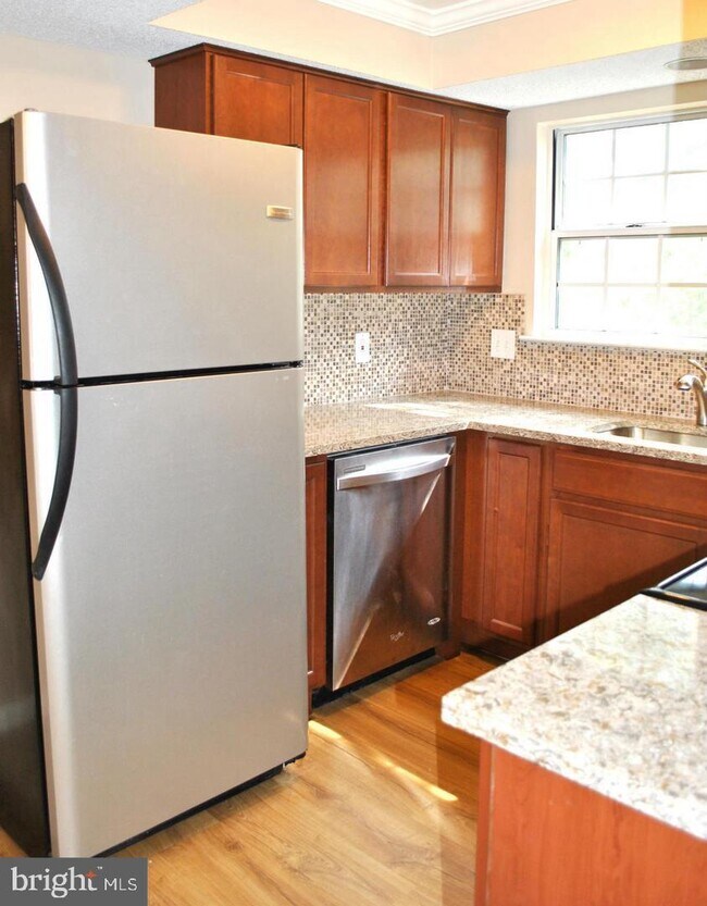 Foto del edificio - 12105 Greenwood Ct