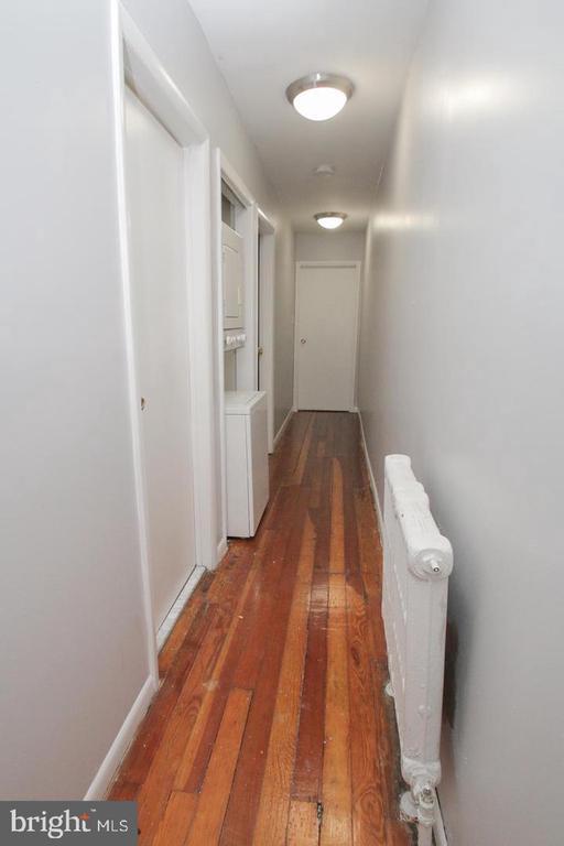 Foto del edificio - 1819 Bainbridge St