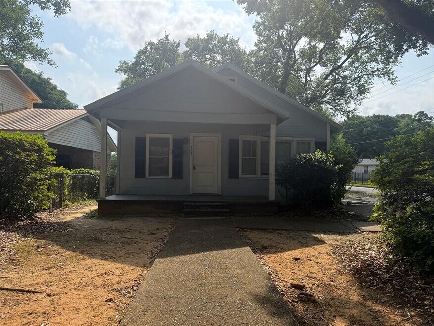 423 Devon Dr