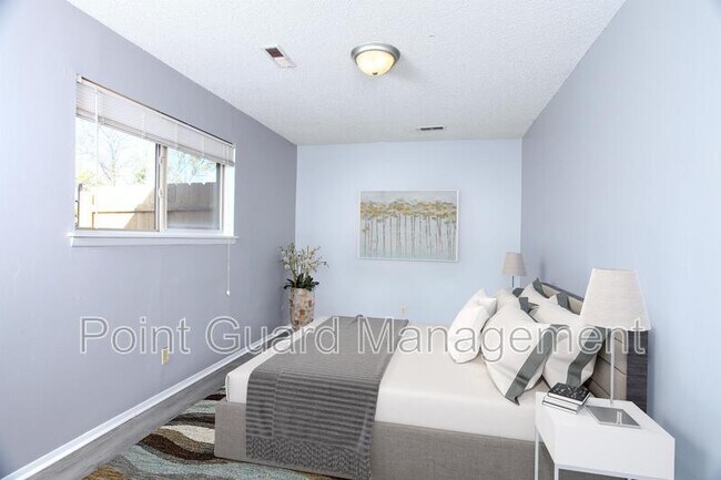 Foto del edificio - 7355 Newell St