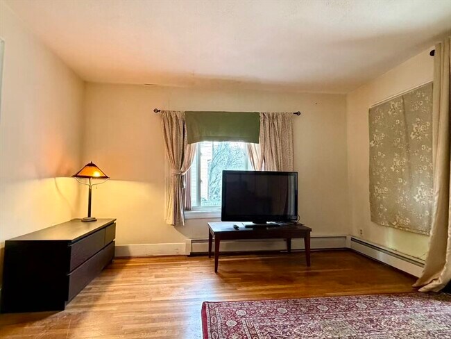 Foto del edificio - 24 Arden St