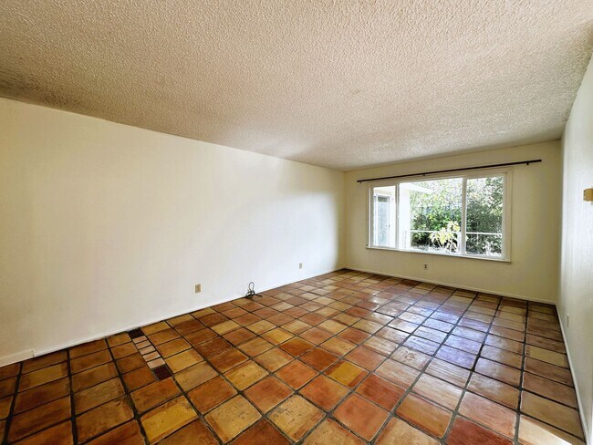 Foto del edificio - 432 Cambiaso Pl