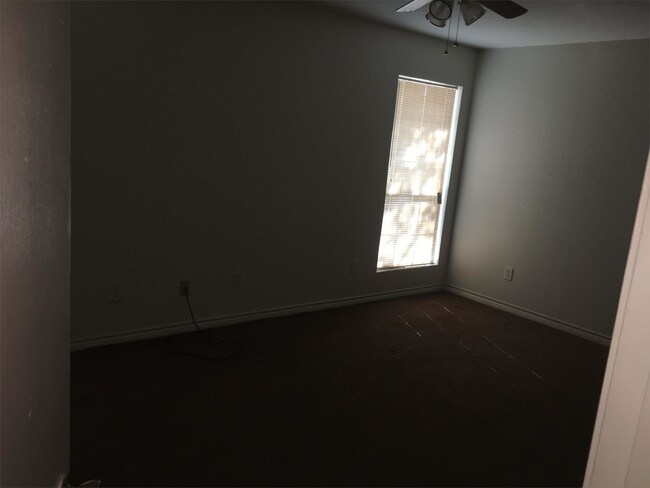 Foto del edificio - 1702 Susan Dr