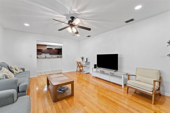 Foto del edificio - 4614 W Fig St