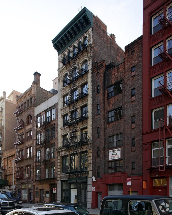 Primary Photo - 39 Great Jones St