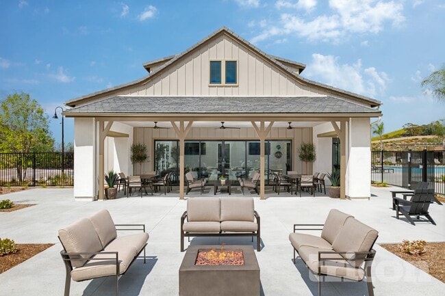 Interior Photo - Tricon Menifee