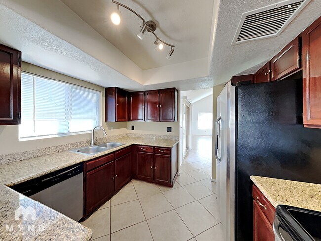 Foto del edificio - 10037 E Stella Rd