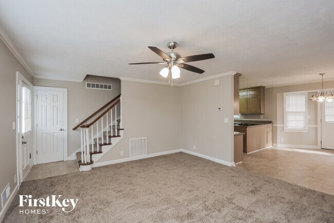 Building Photo - 5224 Parkside Dr SE