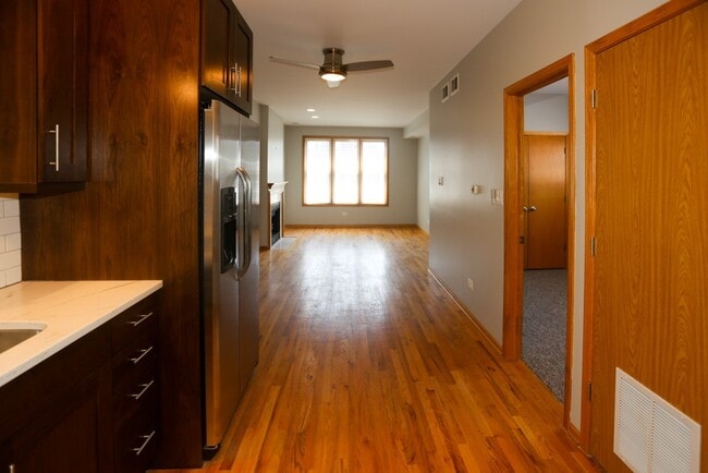 Building Photo - 1420 W Ohio St