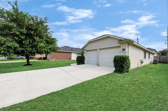 Foto del edificio - 25239 Clover Ranch Dr
