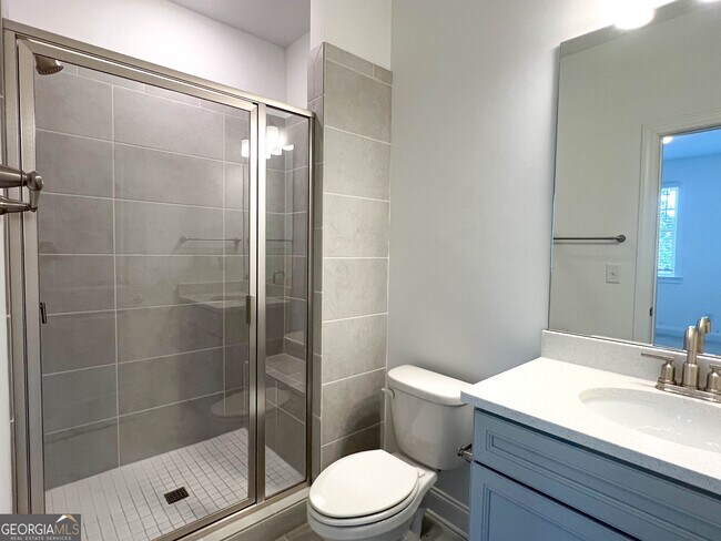 Foto del edificio - 6605 Beacon Dr