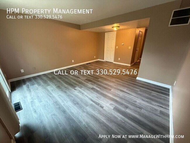 Foto del edificio - 1161 Frost Rd