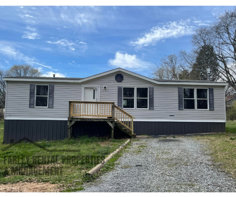 Primary Photo - 202 Owens St