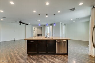 Building Photo - 8039 Kemblefield Ave