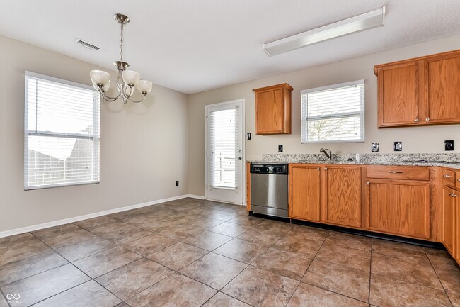 Foto del edificio - 688 Harvest Meadow Way