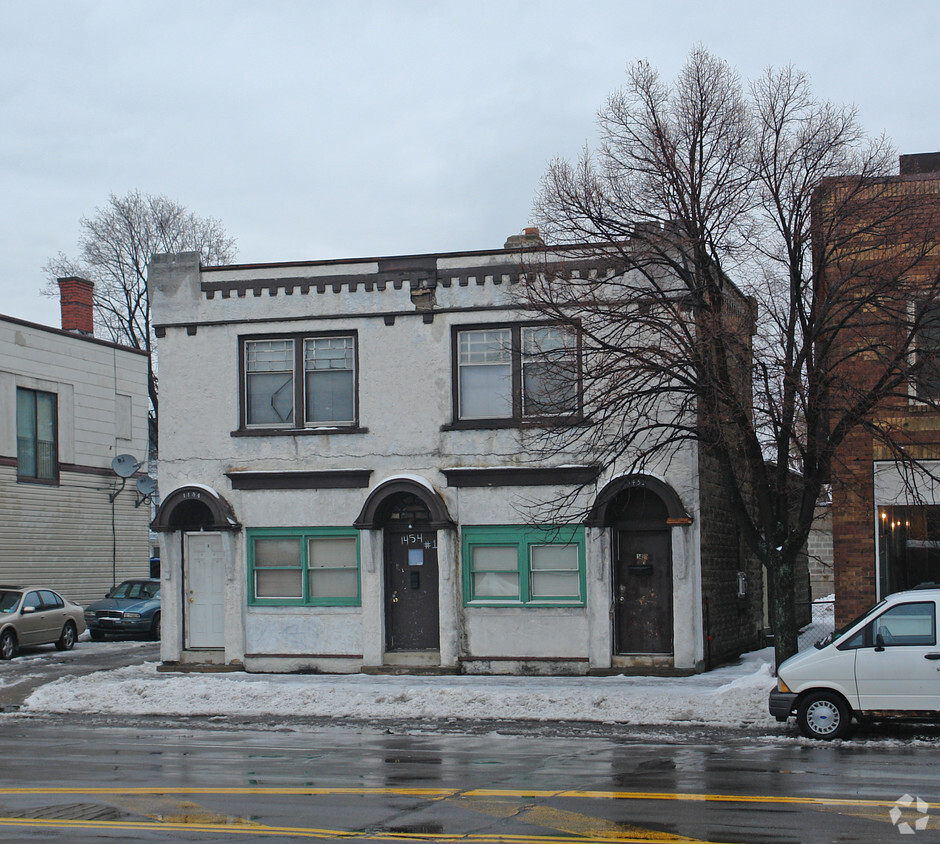 Building Photo - 1454 Dewey Ave