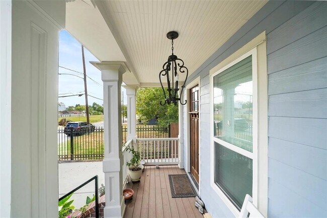 Foto del edificio - 1420 E 31st St