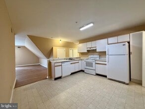Building Photo - 1203 Gilpin Ave