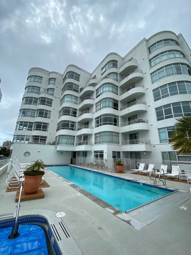 Foto del edificio - 403 Main St