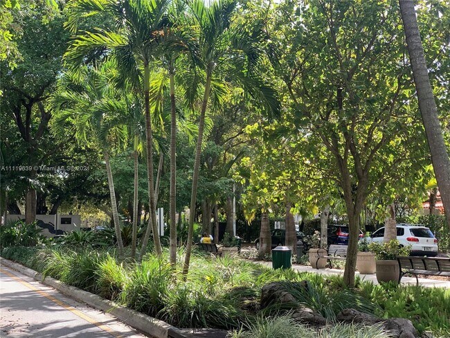 Foto del edificio - 852 SW 13th Ave