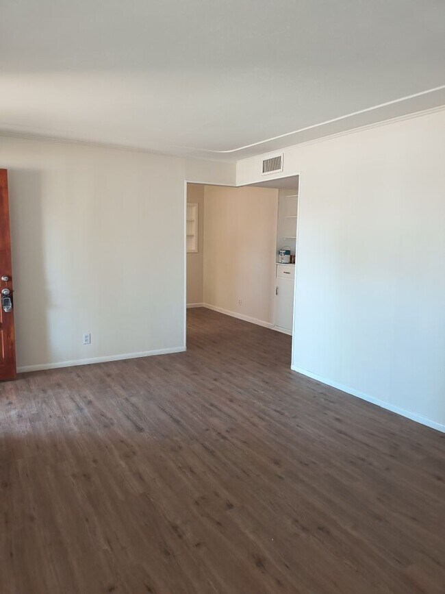 Building Photo - Be the first to live in this newly remodel...
