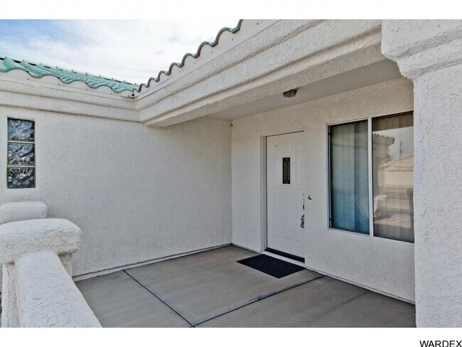 Foto del edificio - Unfurnished Full Time