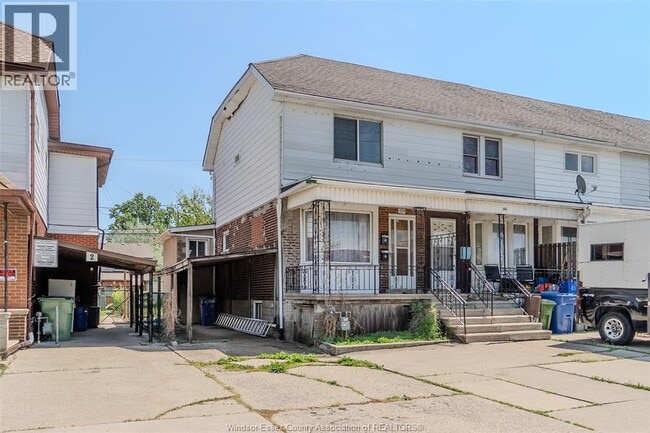 Building Photo - 1124 Mercer St