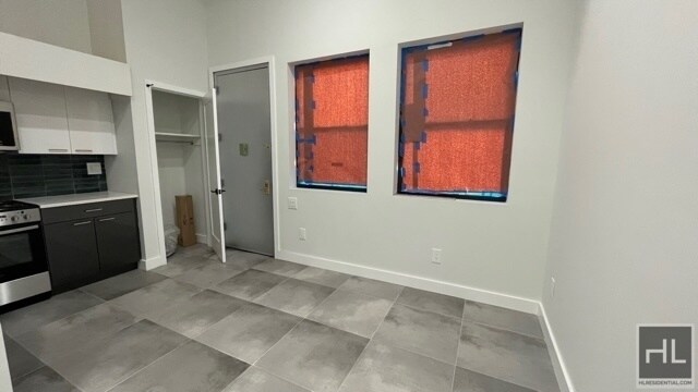 Building Photo - BRAND NEW CONSTRUCTED STUDIO UTICA/ST JOHN...