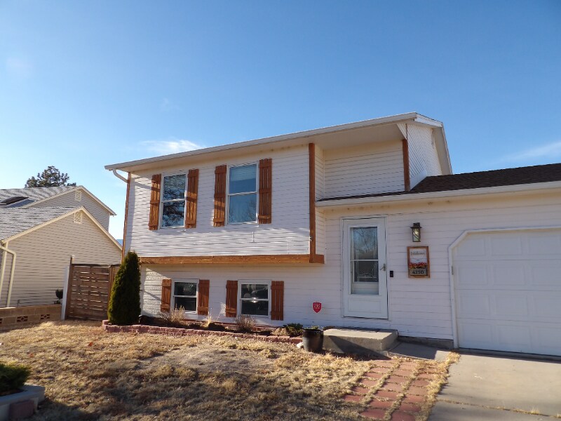 Primary Photo - 4250 Halstead Cir