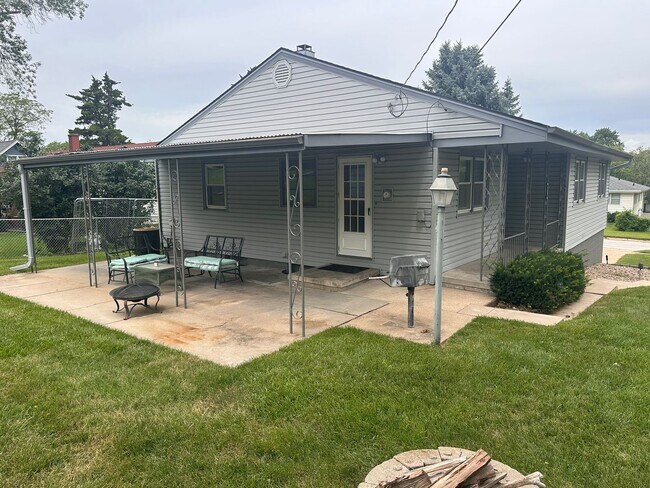Building Photo - 4 Bedroom Home in Keystone