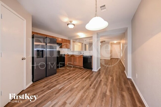 Building Photo - 1152 Warrior Dr