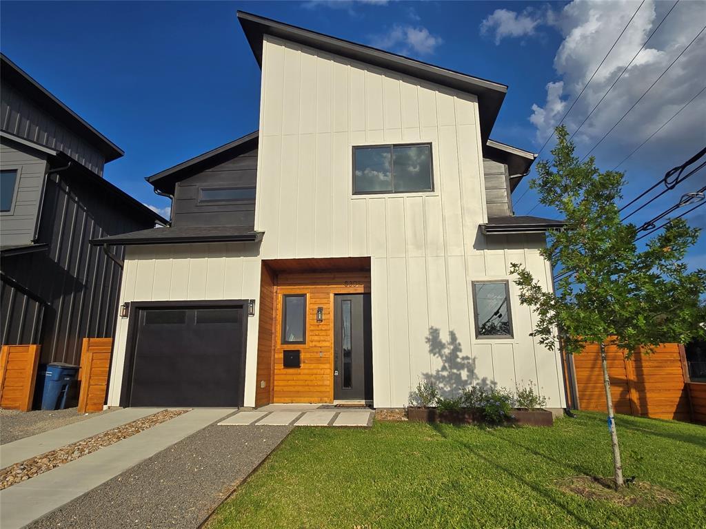 Foto principal - 5301 Grover Ave