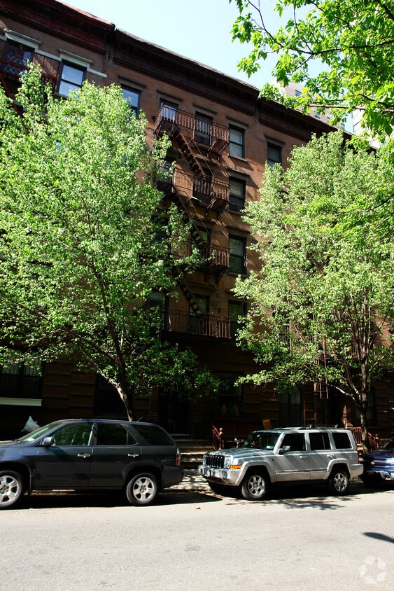 Primary Photo - 204 W 88th St