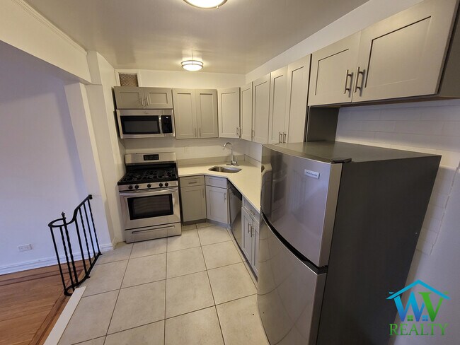 Foto del edificio - 4066 Ithaca St