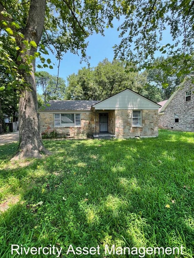 Building Photo - 3362 Scenic Hwy