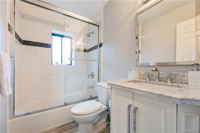 Building Photo - 429 Kennedy Dr