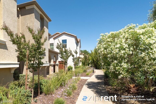 Building Photo - 3 br, 2.5 bath House - 4804 Ocean Ln, Elk ...