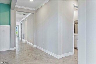 Building Photo - 42219 Hammock Ln