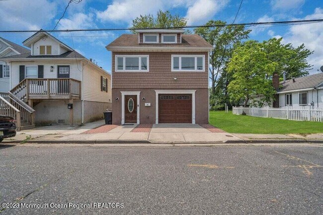 Foto del edificio - 31 Forest Ave