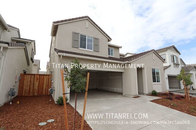 Foto del edificio - West Roseville Solar Home managed by Titan...