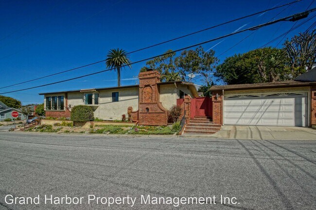 Foto del edificio - 3 br, 2 bath House - 3500 Walnut Avenue