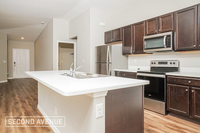 Building Photo - 404 Biscayne Dr