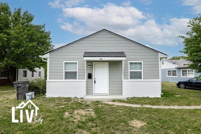 Building Photo - 2156 N Kenyon St