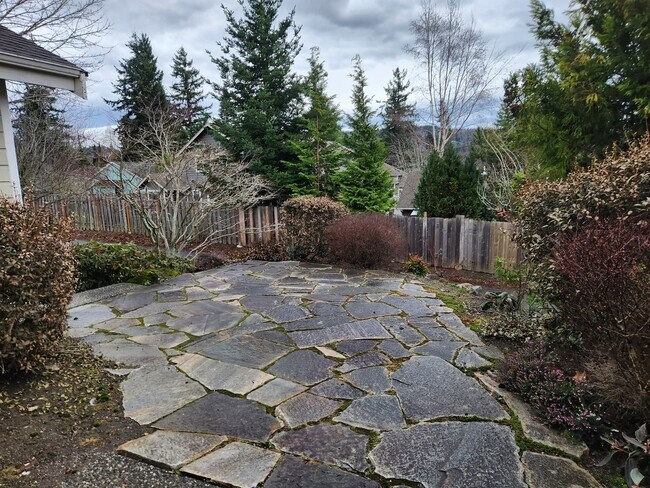 Building Photo - 3220 Carrington Way