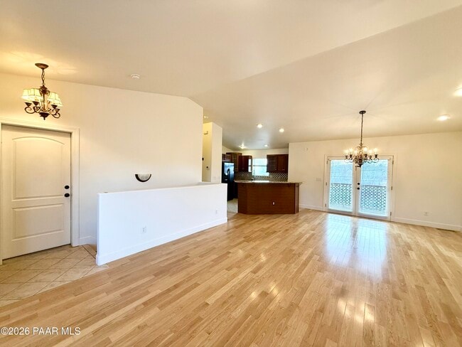 Building Photo - 5260 N Verde Ln