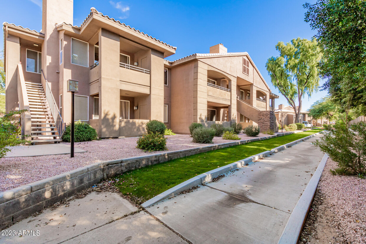 7009 E Acoma Dr Unit 1071, Scottsdale, AZ 85254 - Room for Rent in ...