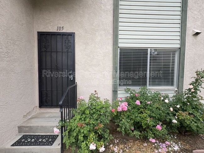 Building Photo - 2255 Cahuilla St