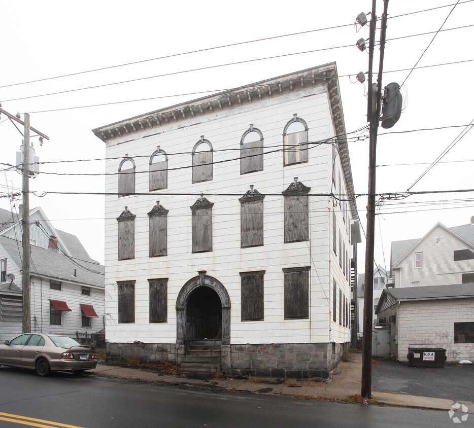 Building Photo - 1005 Baldwin Ave
