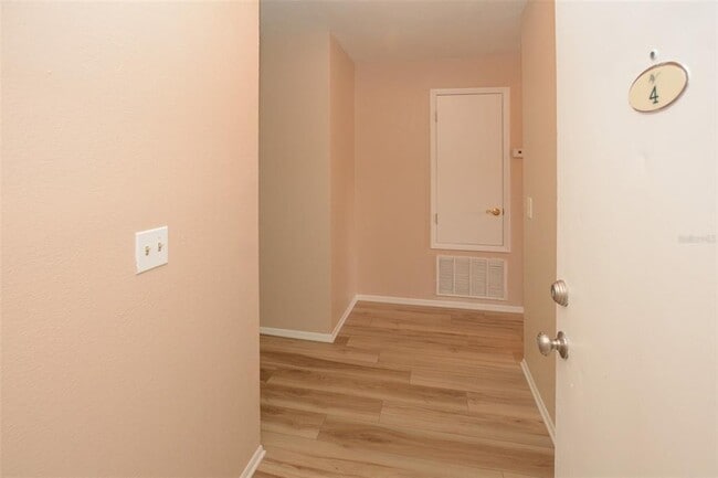 Building Photo - 2408 Barley Club Ct